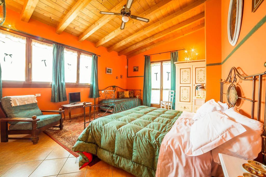 Le Mistral Villa Sommacampagna Szoba fotó